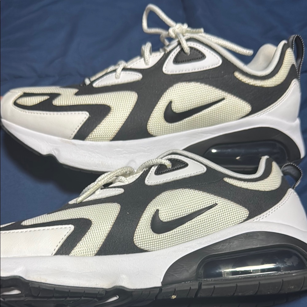 Nike Air Max Sneakers in Black and White